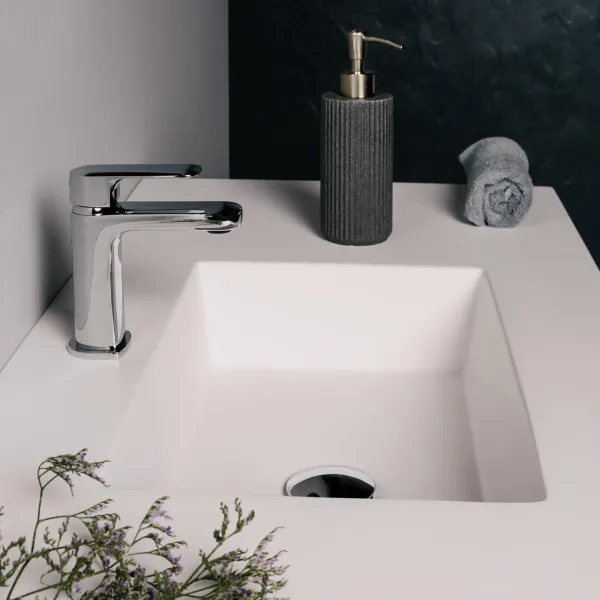 Doccia Lupe Waschtisch weiß, Darstellung Becken eckig und integriert, von KORI Handel